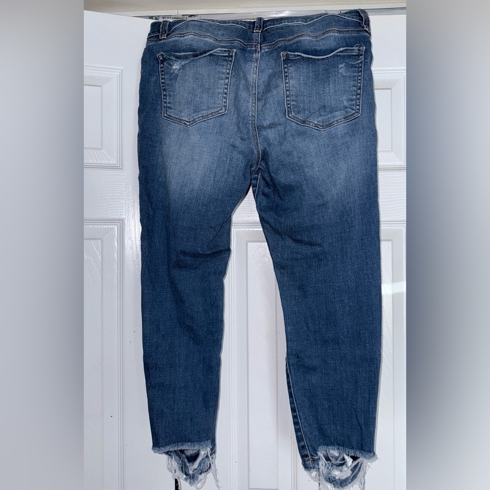 Distressed Blue Jeans - Picture 2 of 5